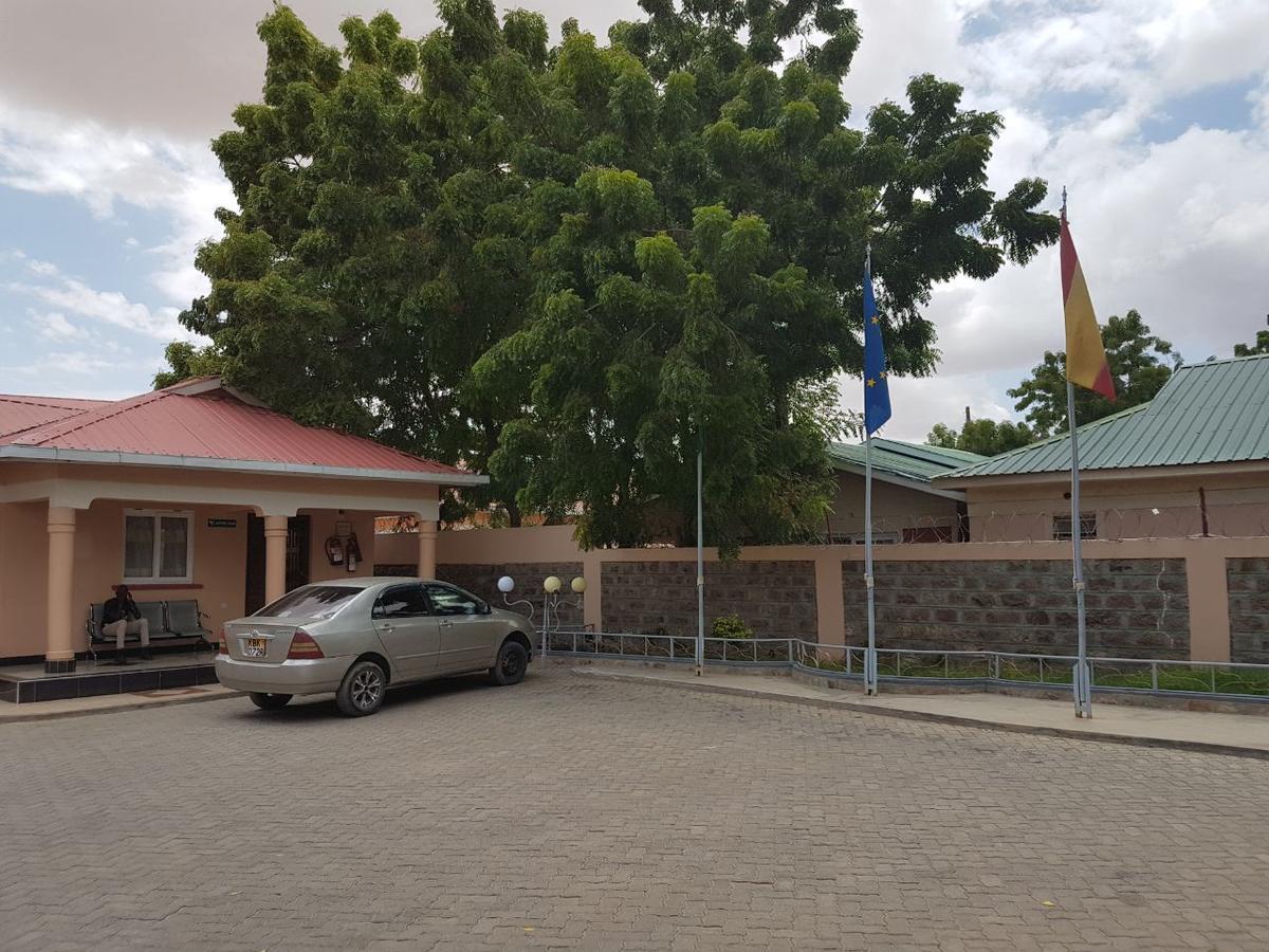Ceamo Prestige Lodge Lodwar Exteriör bild