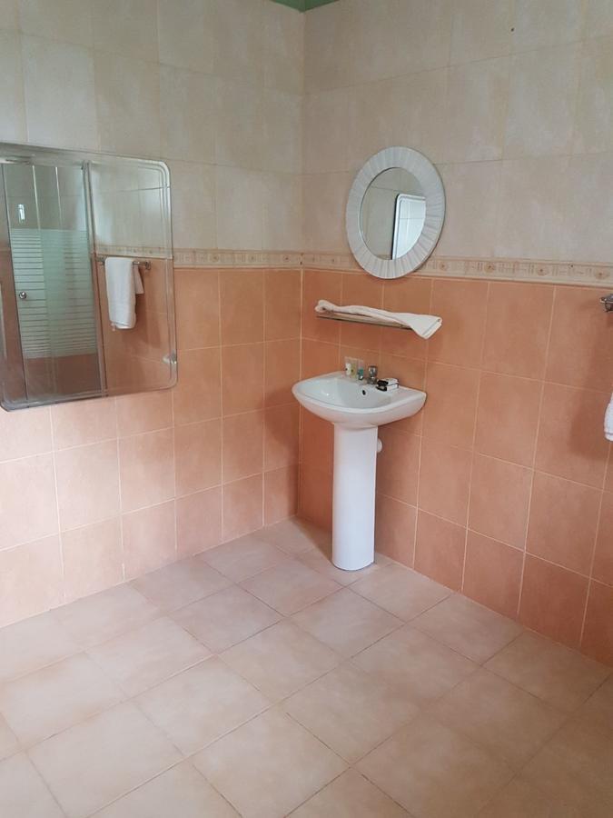 Ceamo Prestige Lodge Lodwar Exteriör bild